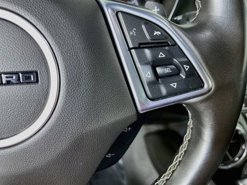 Used 2022 Chevrolet Camaro LT RWD image 17