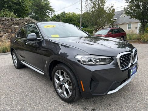 Used 2024 BMW X4 xDrive30i AWD/4WD image 9