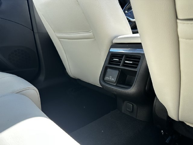Used 2018 Chevrolet Impala LT w/ Sunroof and Spoiler Package FWD image 40