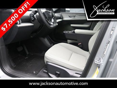 Used 2026 Volvo EX30 Cross Country Ultra w/ Protection Package Premier image 16