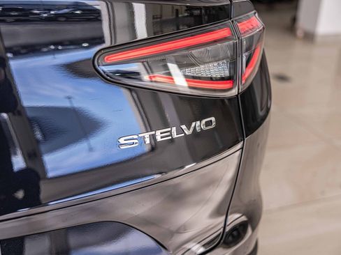 New 2025 Alfa Romeo Stelvio Sprint image 16