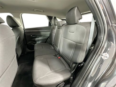 Used 2023 Hyundai Tucson SE image 22
