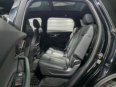 Used 2021 Audi Q7 3.0T Prestige image 15