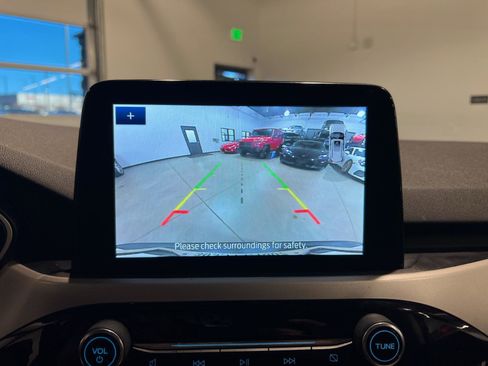 Used 2021 Ford Escape SEL image 19