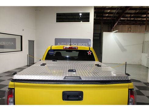 Used 2020 GMC Canyon W/T w/ Convenience Package image 15