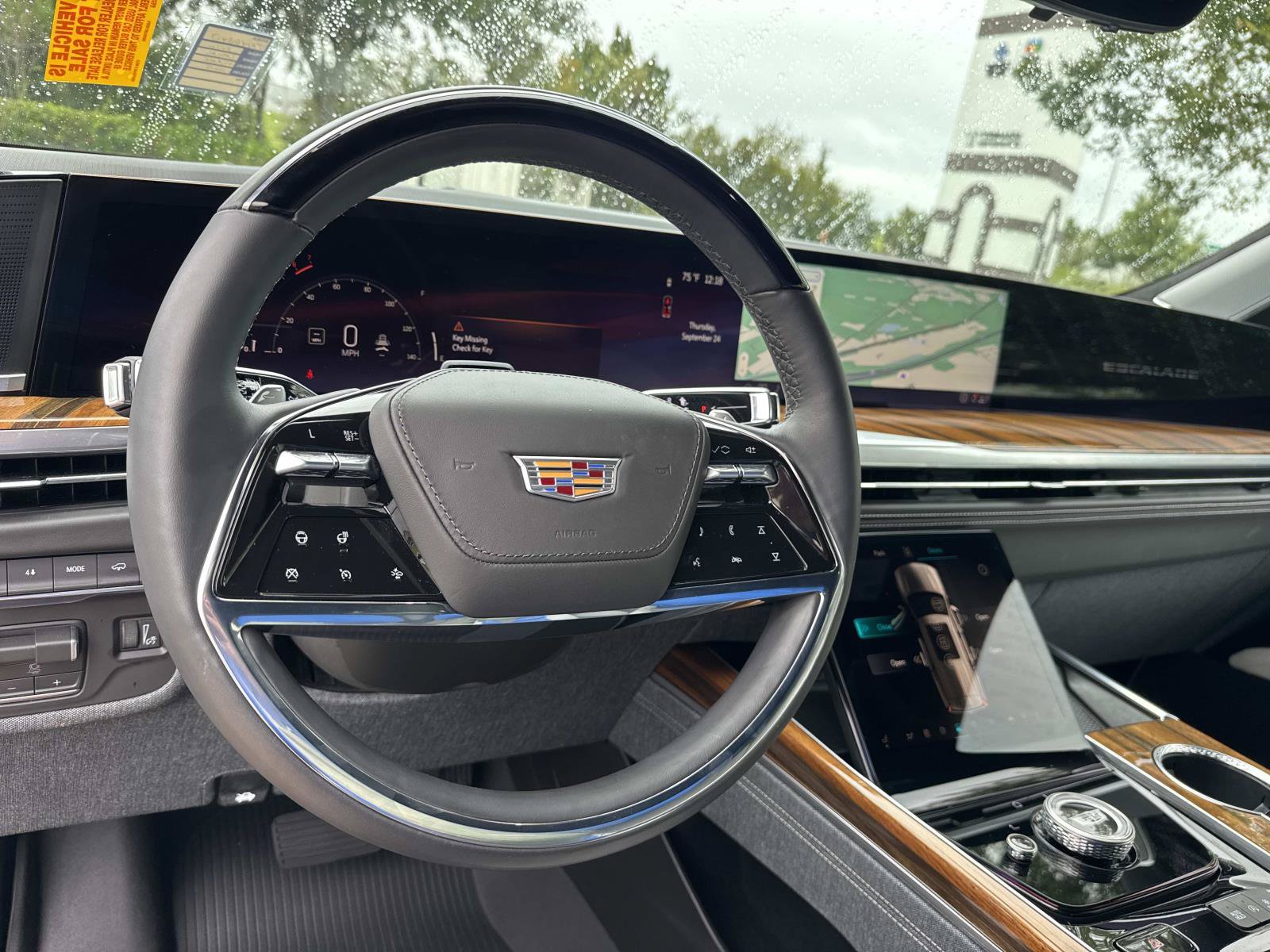 Certified 2026 Cadillac Escalade ESV Platinum Sport w/ LPO, ONYX Package AWD/4WD image 15