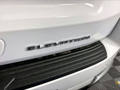 New 2026 GMC Yukon Elevation w/ Elevation Premium Package AWD/4WD image 10