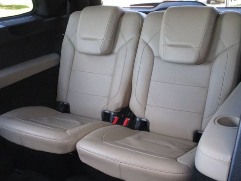 Used 2015 Mercedes-Benz GL 320 BlueTEC 4MATIC image 15