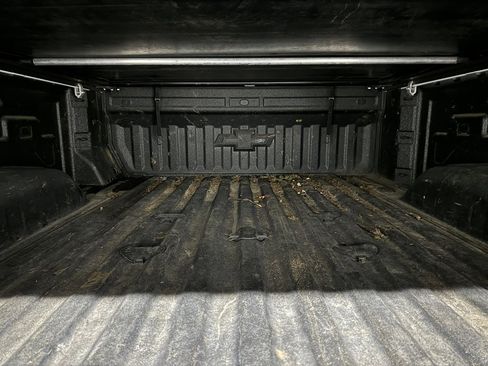 Used 2021 Chevrolet Silverado 2500 LTZ w/ LTZ Plus Package image 14