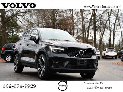Used 2025 Volvo XC40 B5 Plus