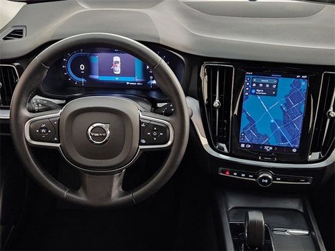 Used 2024 Volvo S60 B5 Core image 27