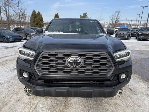 Certified 2022 Toyota Tacoma TRD Off-Road w/ TRD Premium Off Road Package image 7