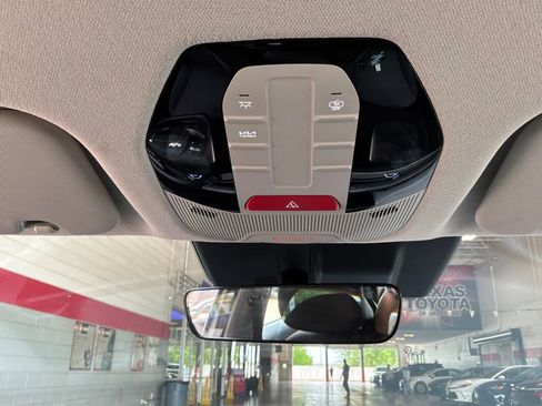 Used 2025 Kia K4 LXS image 15