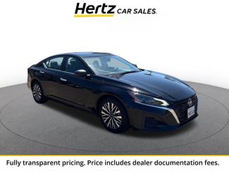 Used 2025 Nissan Altima 2.5 SV FWD video 1
