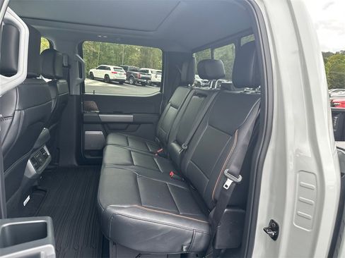 New 2026 Ford F250 Lariat w/ Black Appearance Package image 15