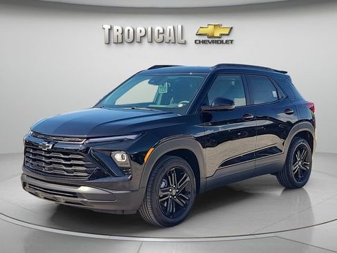 New 2026 Chevrolet TrailBlazer LT FWD image 1