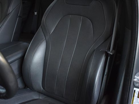 Used 2018 BMW X5 xDrive50i w/ M Sport Package image 32