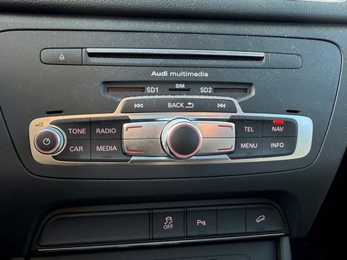 Used 2016 Audi Q3 2.0T Prestige image 18