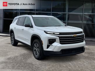 Used 2025 Chevrolet Traverse LT w/ Driver Confidence Package video 1