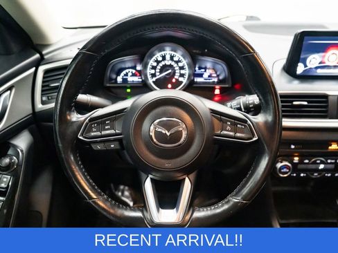 Used 2017 MAZDA MAZDA3 Touring image 14