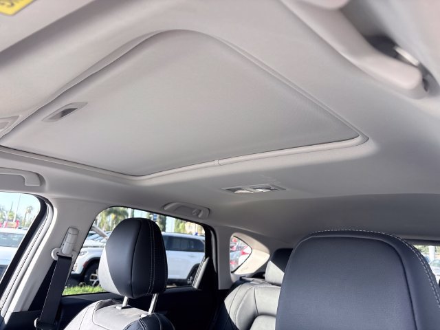 Used 2025 MAZDA CX-5 AWD 2.5 S w/ Premium Plus Pkg image 11