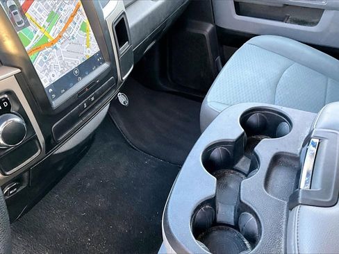 Certified 2017 RAM 1500 Classic SLT image 16