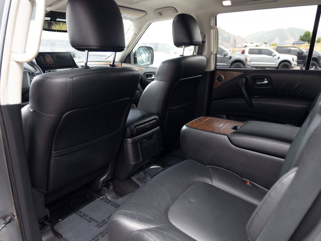 Used 2023 Nissan Armada SL w/ Captain's Chairs Package AWD/4WD image 14