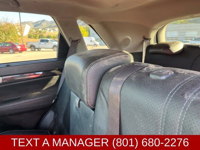 Used 2014 Kia Sorento SX w/ 3rd Row Package AWD/4WD image 15