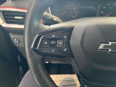 Used 2022 Chevrolet TrailBlazer RS FWD image 22