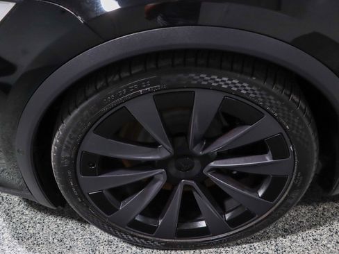 Used 2022 Tesla Model X AWD/4WD image 11
