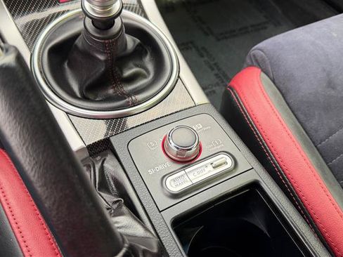Used 2017 Subaru WRX STI AWD/4WD image 34