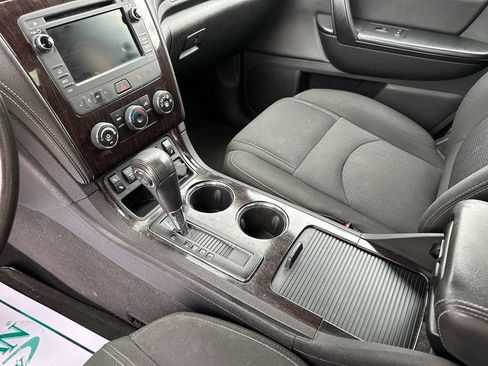 Used 2016 Chevrolet Traverse LT w/ True North Edition FWD image 19