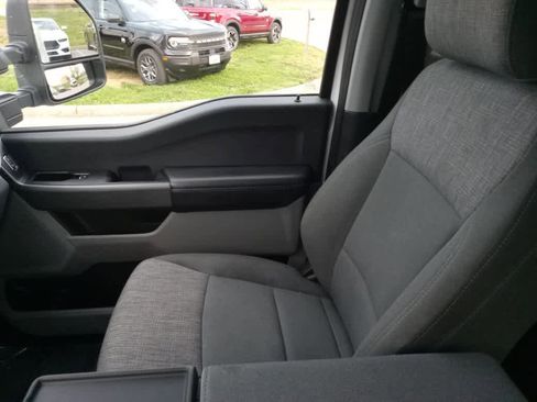 Used 2025 Ford F250 XLT AWD/4WD image 24