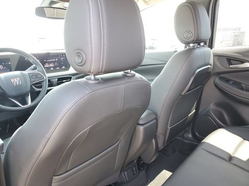 Certified 2024 Buick Encore GX Avenir w/ Avenir Convenience Package FWD image 32