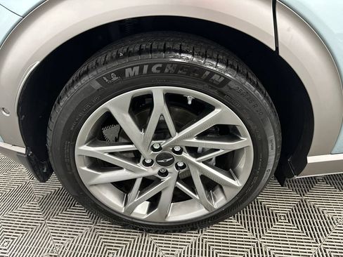 Used 2023 Genesis GV60 Advanced AWD/4WD image 18