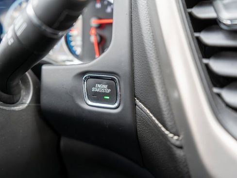 Used 2023 GMC Acadia Denali w/ Black Diamond Edition image 32