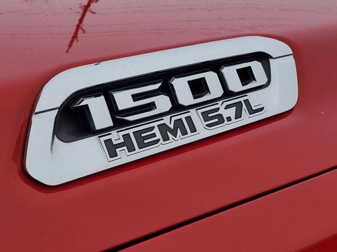 Used 2022 RAM 1500 Big Horn AWD/4WD image 6