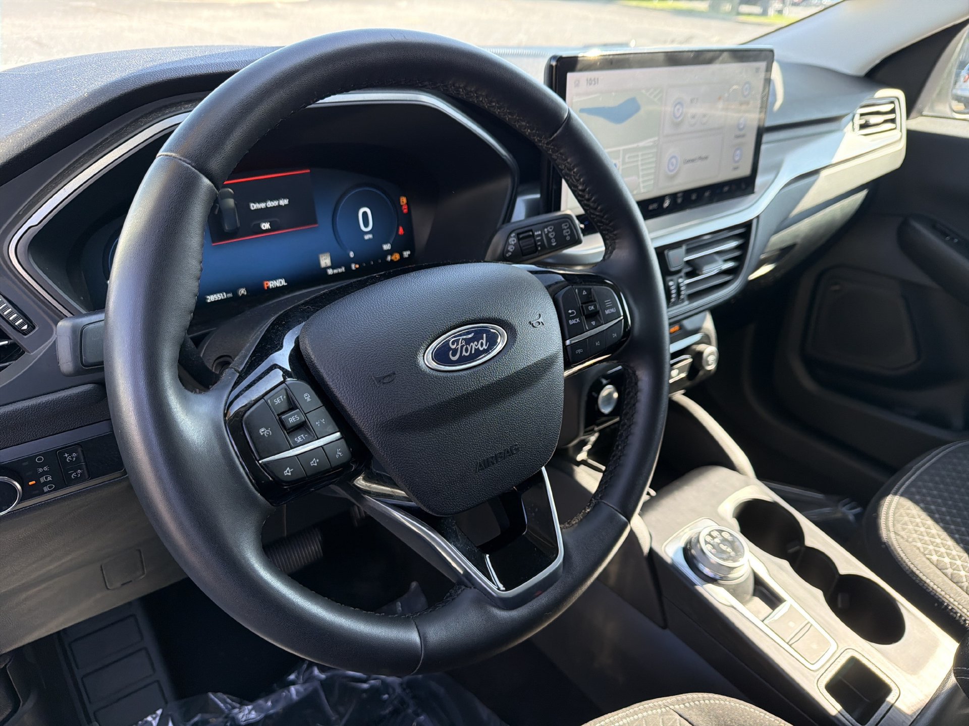 Certified 2023 Ford Escape Active w/ Tech Pack #2 AWD/4WD image 2