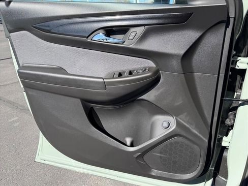 New 2026 Chevrolet TrailBlazer LT w/ Convenience Package FWD image 9