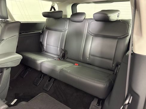 New 2027 Ford Expedition Max Active RWD image 31