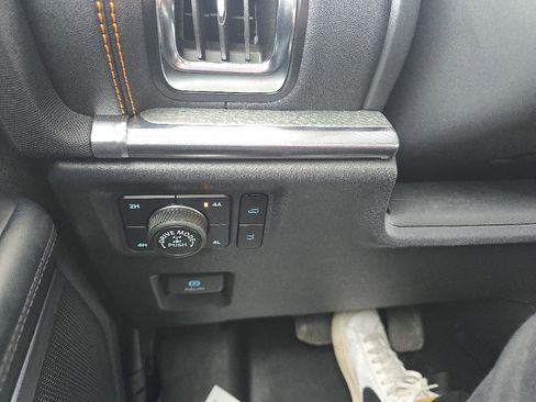 Used 2025 Ford Expedition Tremor AWD/4WD image 23