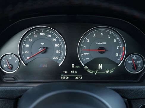Used 2015 BMW M4 Coupe RWD image 19