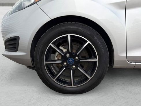 Used 2019 Ford Fiesta SE image 23
