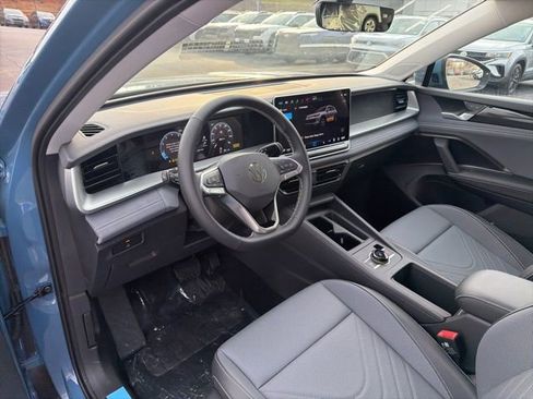 New 2026 Volkswagen Tiguan SE image 4