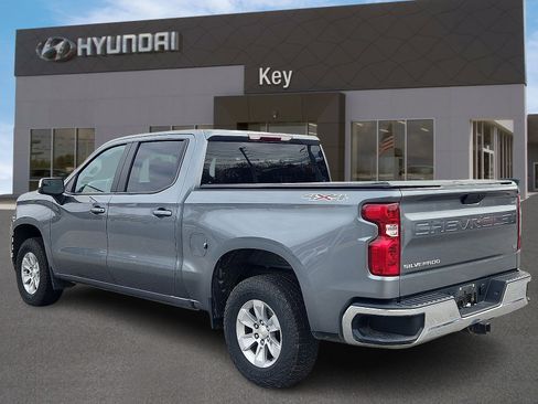 Used 2021 Chevrolet Silverado 1500 LT image 5