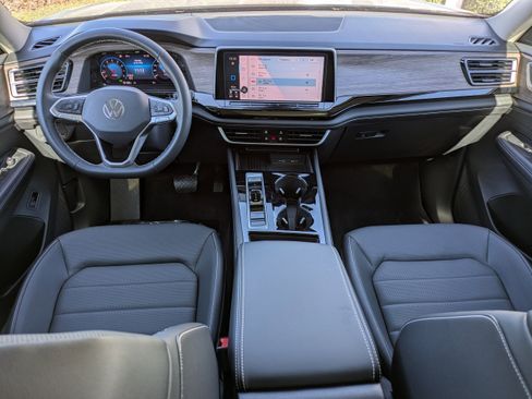 New 2026 Volkswagen Atlas SEL image 16