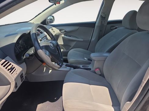 Used 2011 Toyota Corolla LE FWD image 9