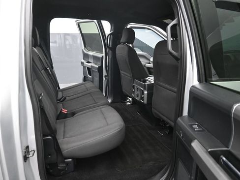 Used 2015 Ford F150 XLT w/ Equipment Group 302A Luxury AWD/4WD image 23