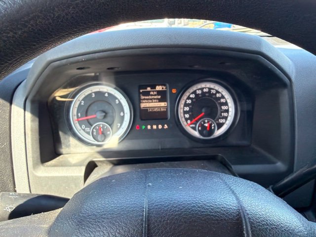 Used 2014 RAM 2500 Tradesman w/ Chrome Appearance Group RWD image 12