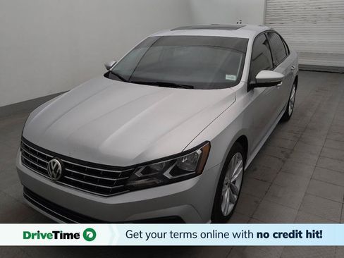 Used 2019 Volkswagen Passat 2.0T Wolfsburg FWD image 1